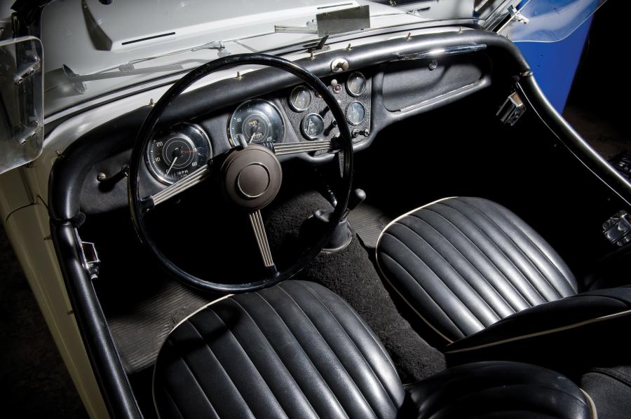 Торпедо Triumph TR3A 1957 года  (фото 4 из 21)